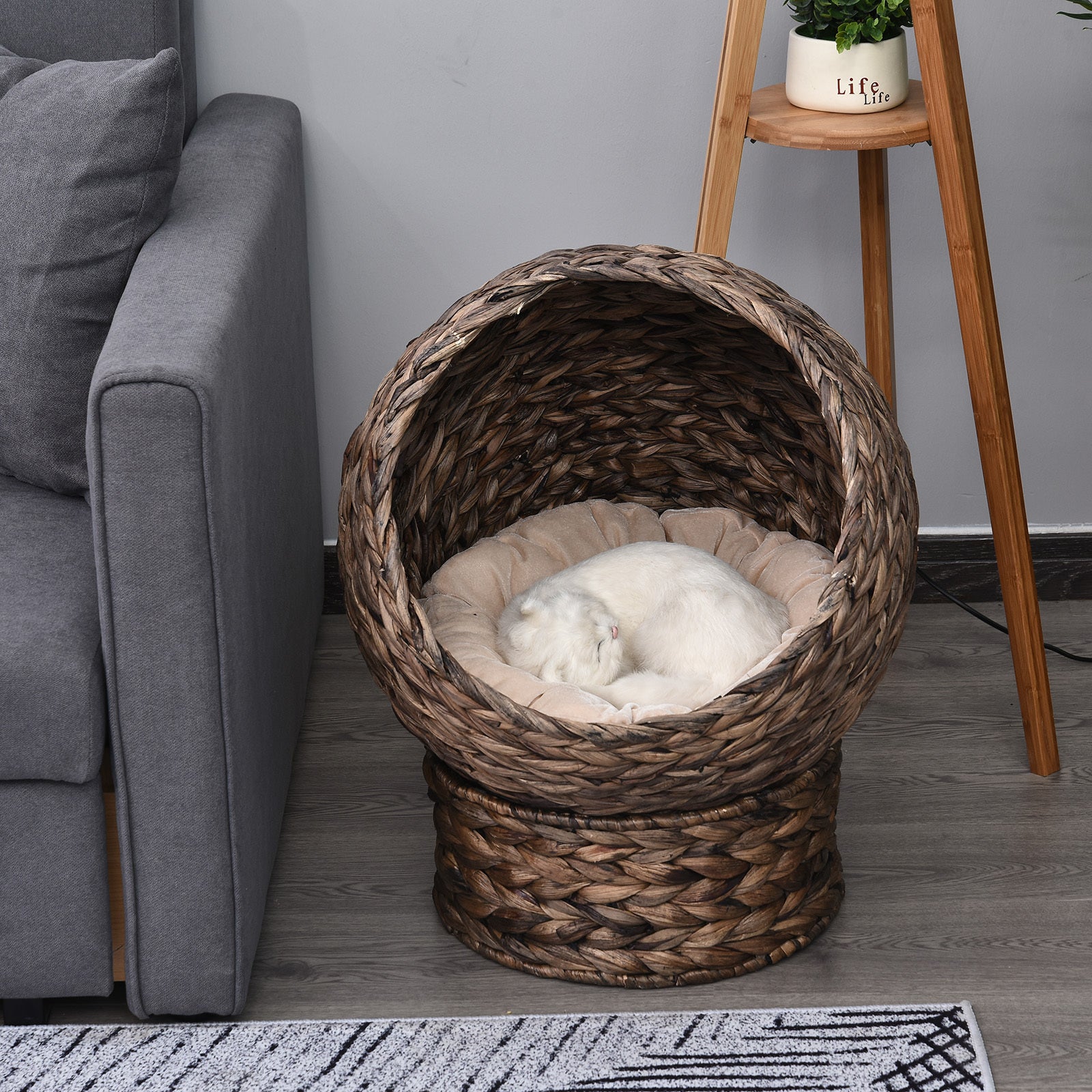 Handmade Wicker Cat Bed – Elevated Design with Cushion